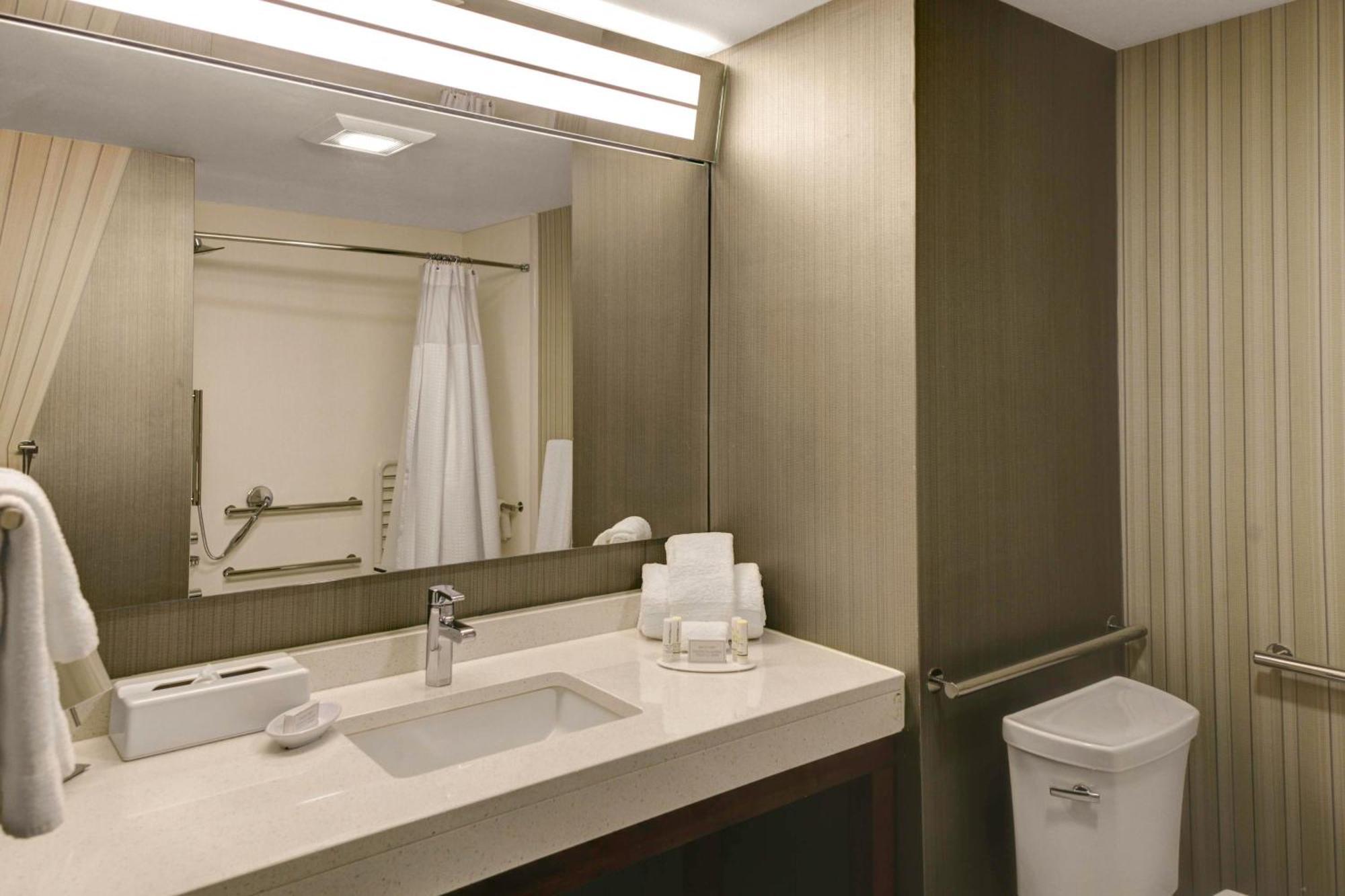 Courtyard By Marriott New Orleans Westbank/Gretna Hotel Exterior photo
